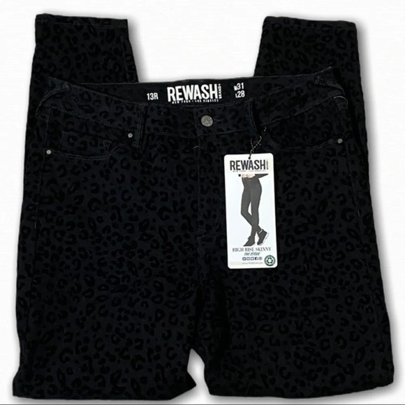Macys Rewash high rise leopard print skinny pants - Picture 4 of 7